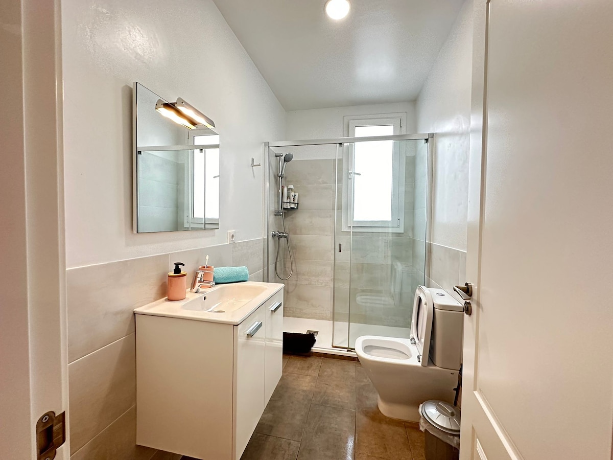 NR3 Chambre double avec salle de bain partagée