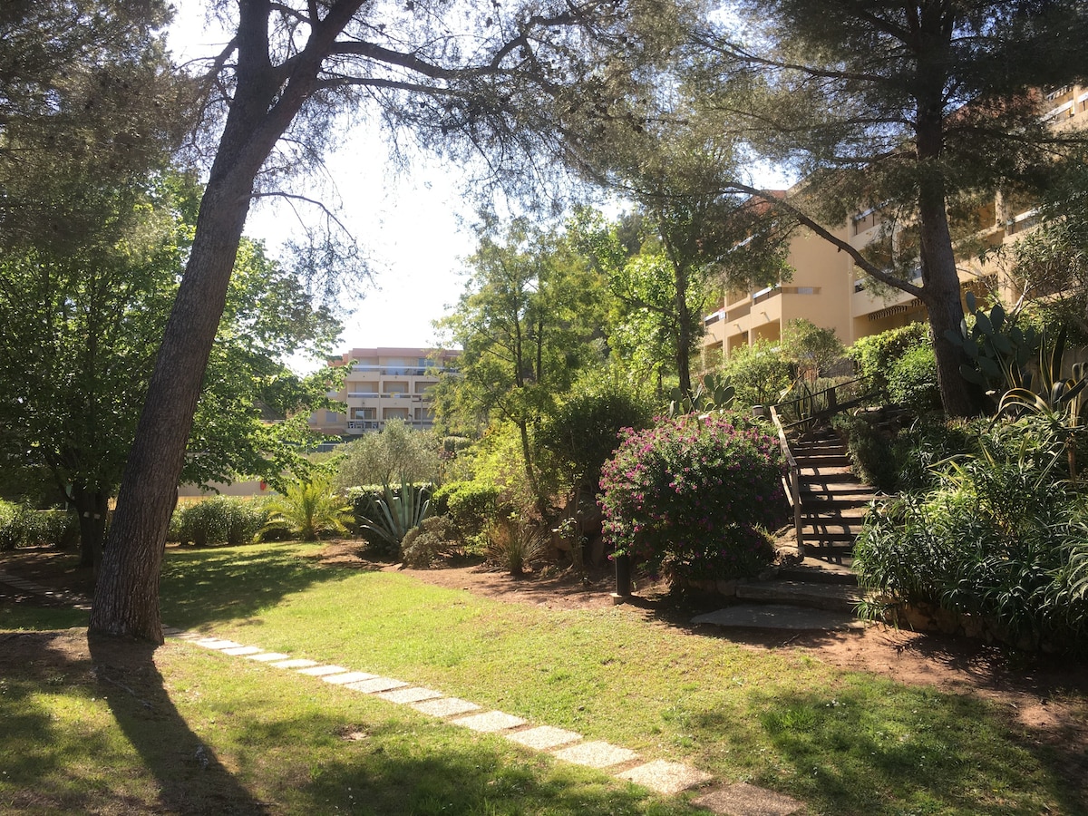 Boulouris, 2 min Péguière plage, Clim&Terrasse