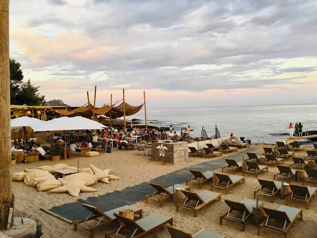 Boulouris, 2 min Péguière plage, Clim&Terrasse