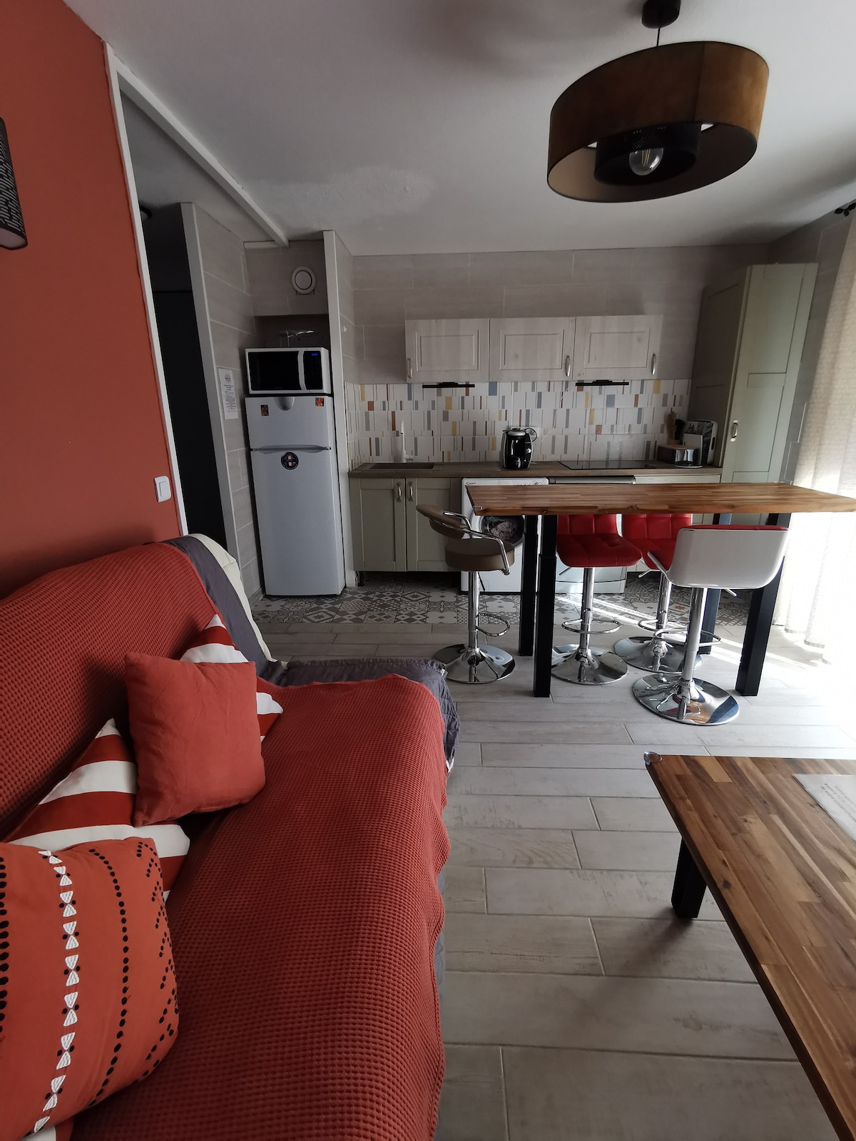 T2 Résidence arborée, piscine,wifi,tennis,parking