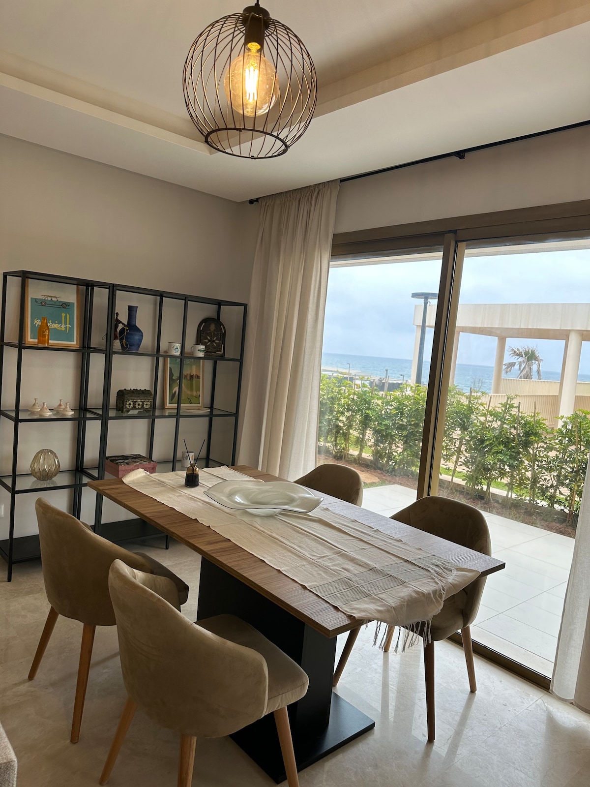 Appartement haut de gamme avec vue mer et salle desport à Rabat