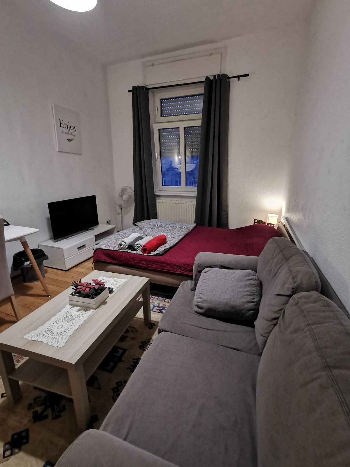 Grande chambre confortable à Karlsruhe près d'Uni